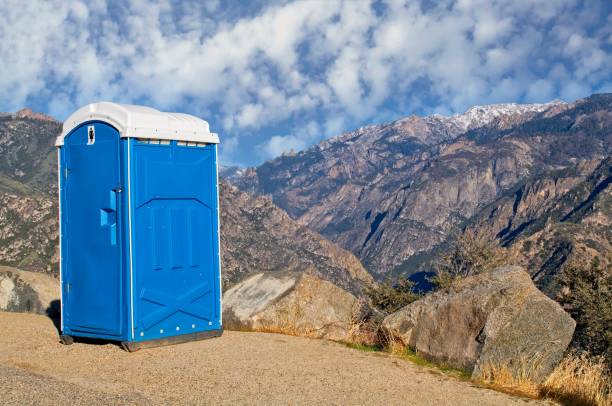 Best Portable restroom solutions  in Lincoln, IL