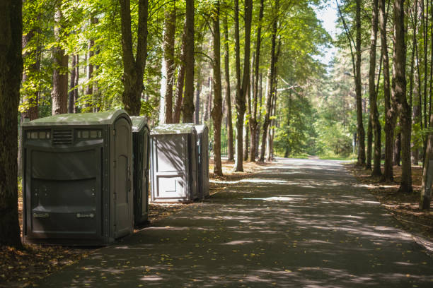 Best Portable restroom trailer rental  in Lincoln, IL